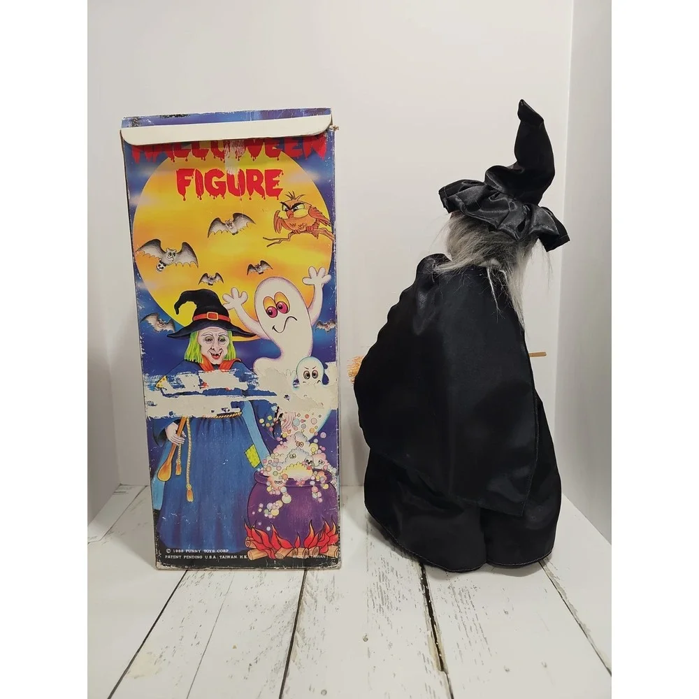 Vintage 1988 Funny Toys Halloween Animated Witch Lights Sound Motion With Box